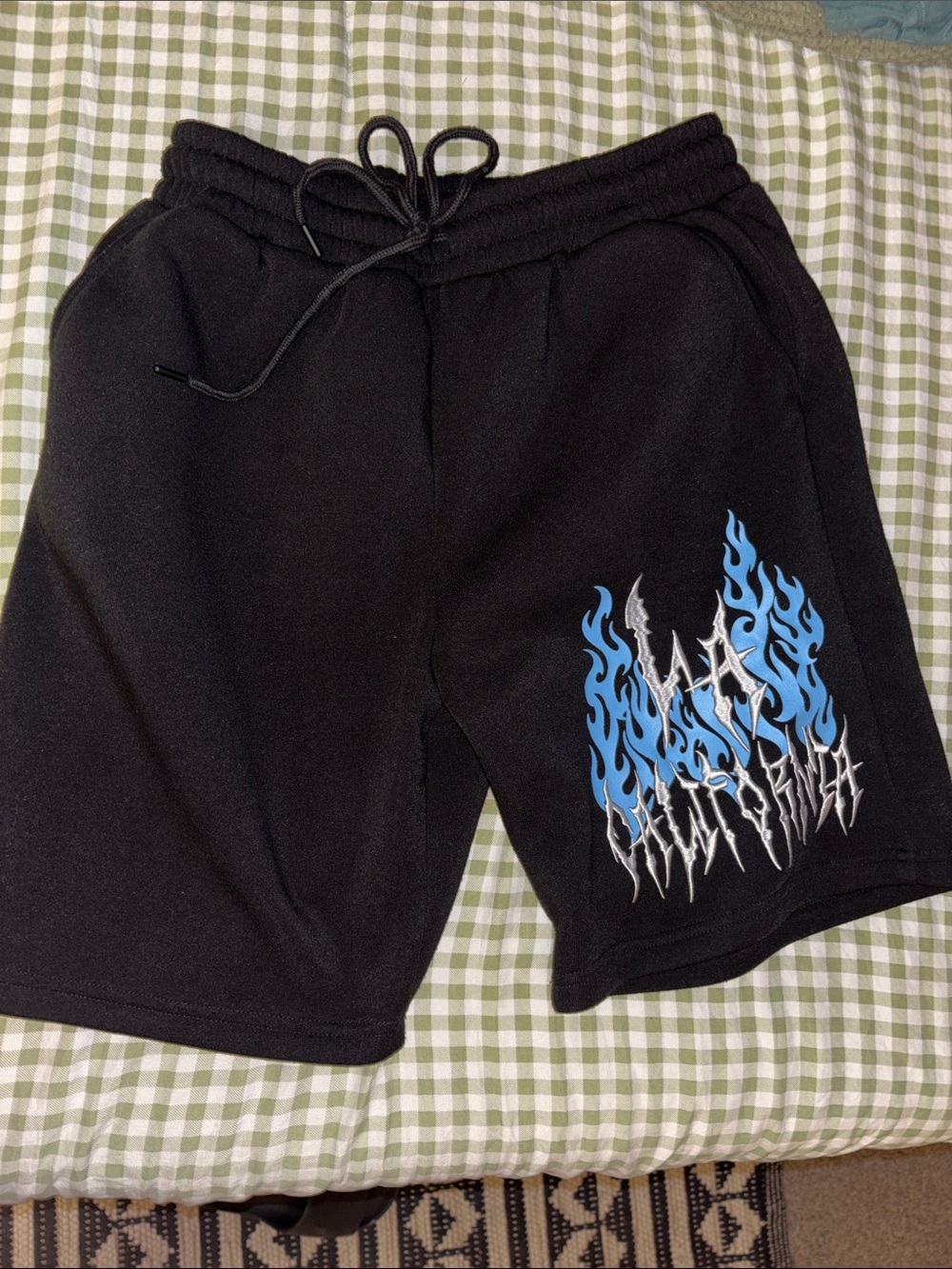 Urban Edge Graphic Athletic Shorts in Black & Blue Like New
